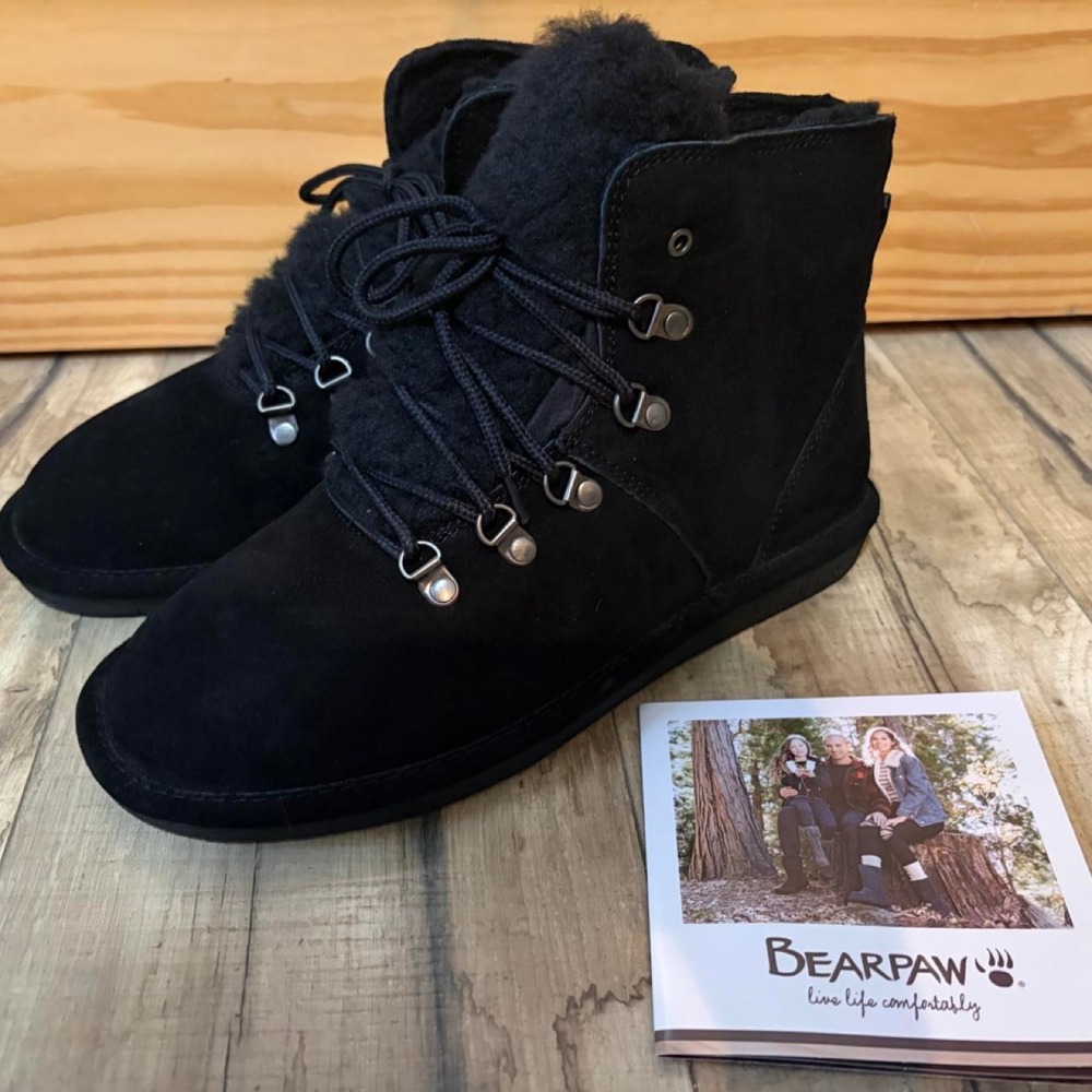 Bearpaw kerri fuzzy tongue boots / booties black wool suede blend